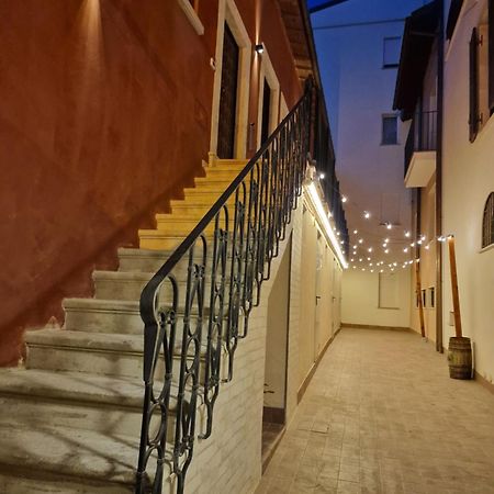Vagabondando Travel House Villa LʼAquila Dış mekan fotoğraf